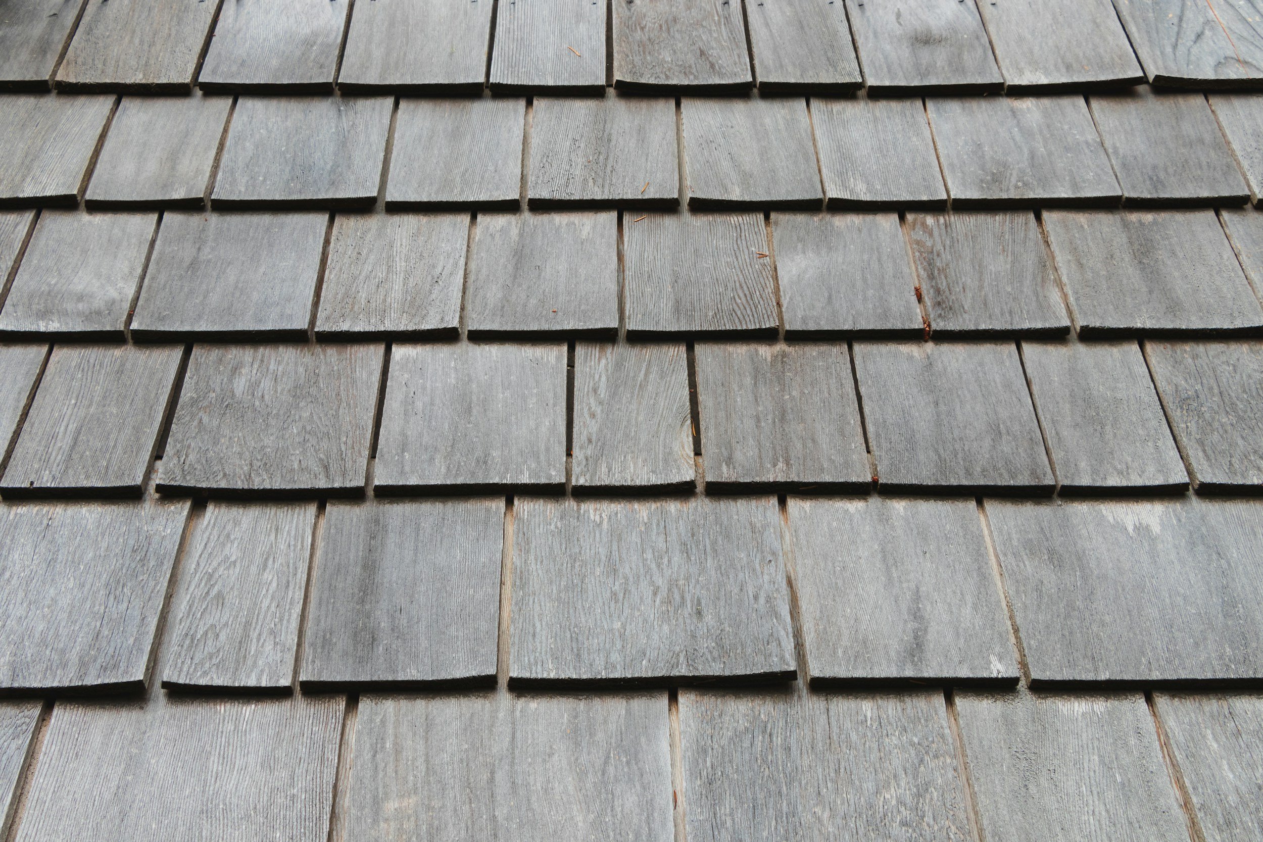 "Roof replacement and its impact on home value before selling